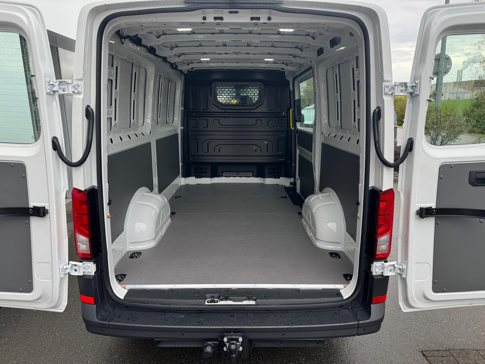 VW Crafter 35 2.0 TDI Entry L3-image-6