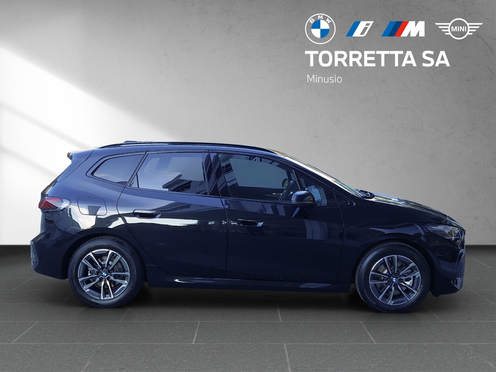 BMW 223i Active Tourer xDrive M Sport DKG-image-5