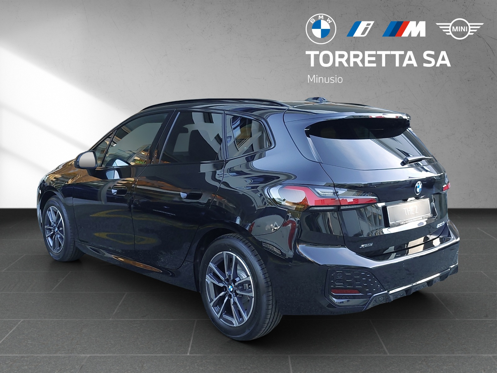 BMW 223i Active Tourer xDrive M Sport DKG-image-2