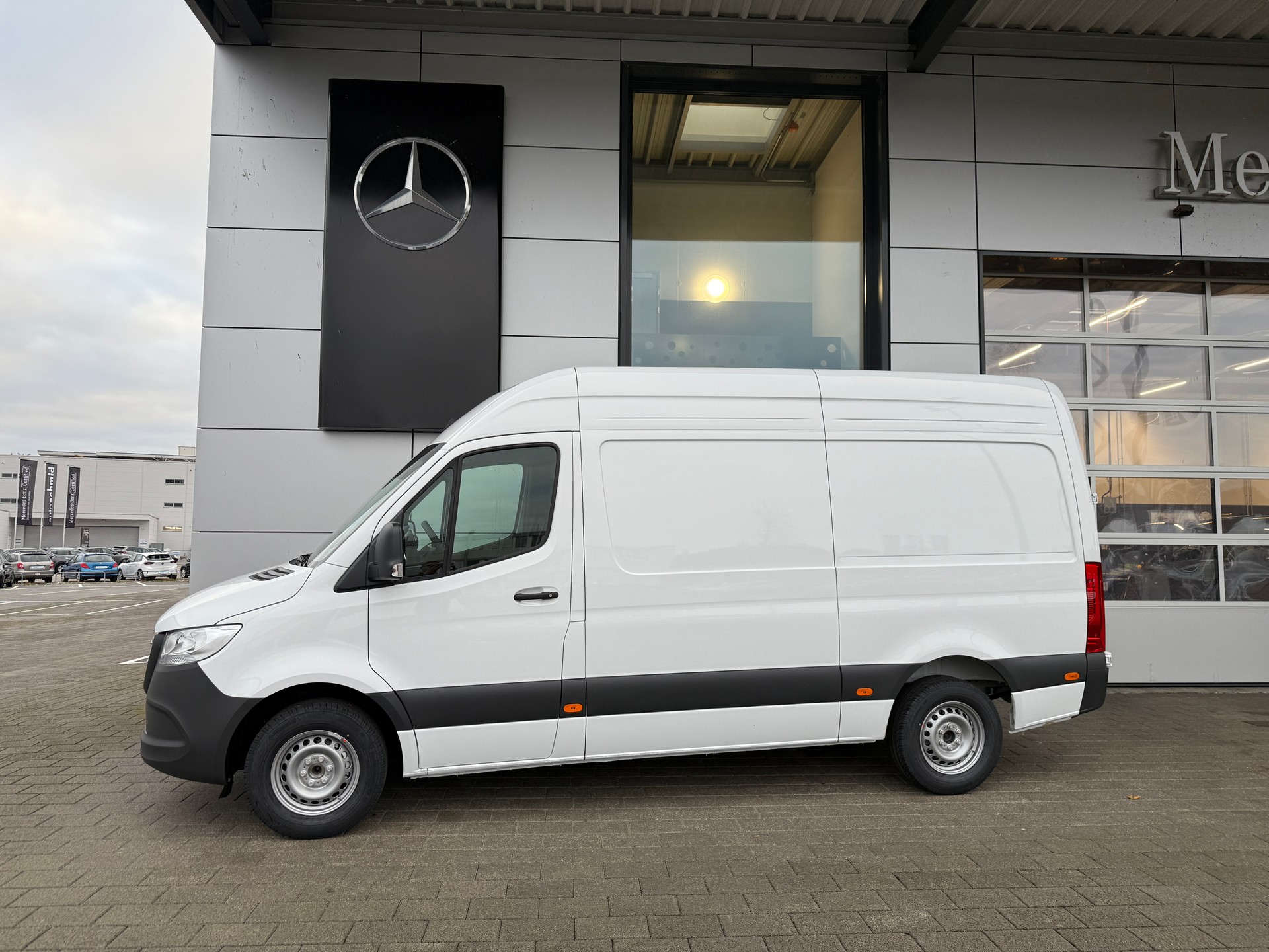 MERCEDES-BENZ Sprinter 315 CDI PRO KA 3665mm S-showroom-element-1