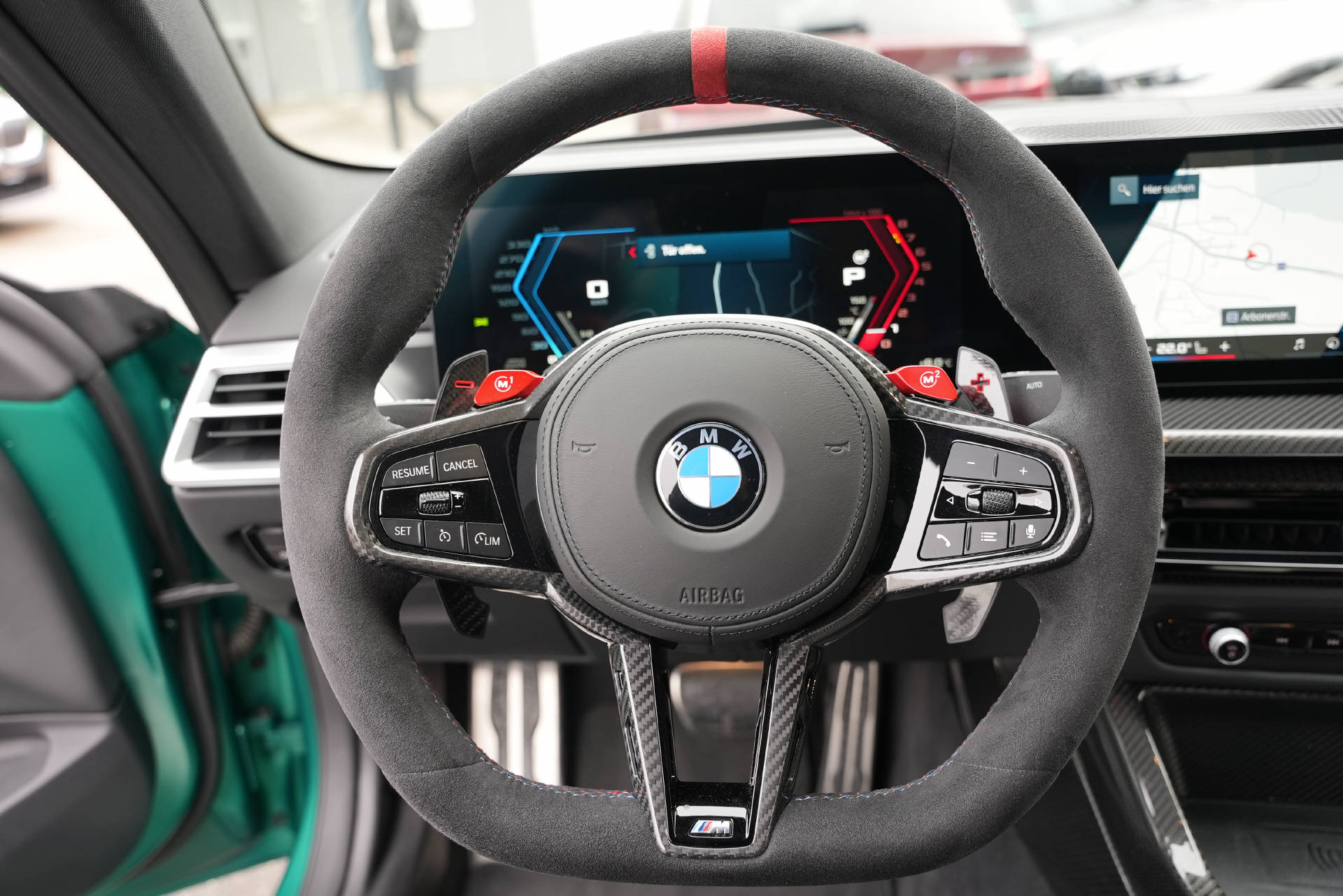 BMW M4 CS Coupé-image-12