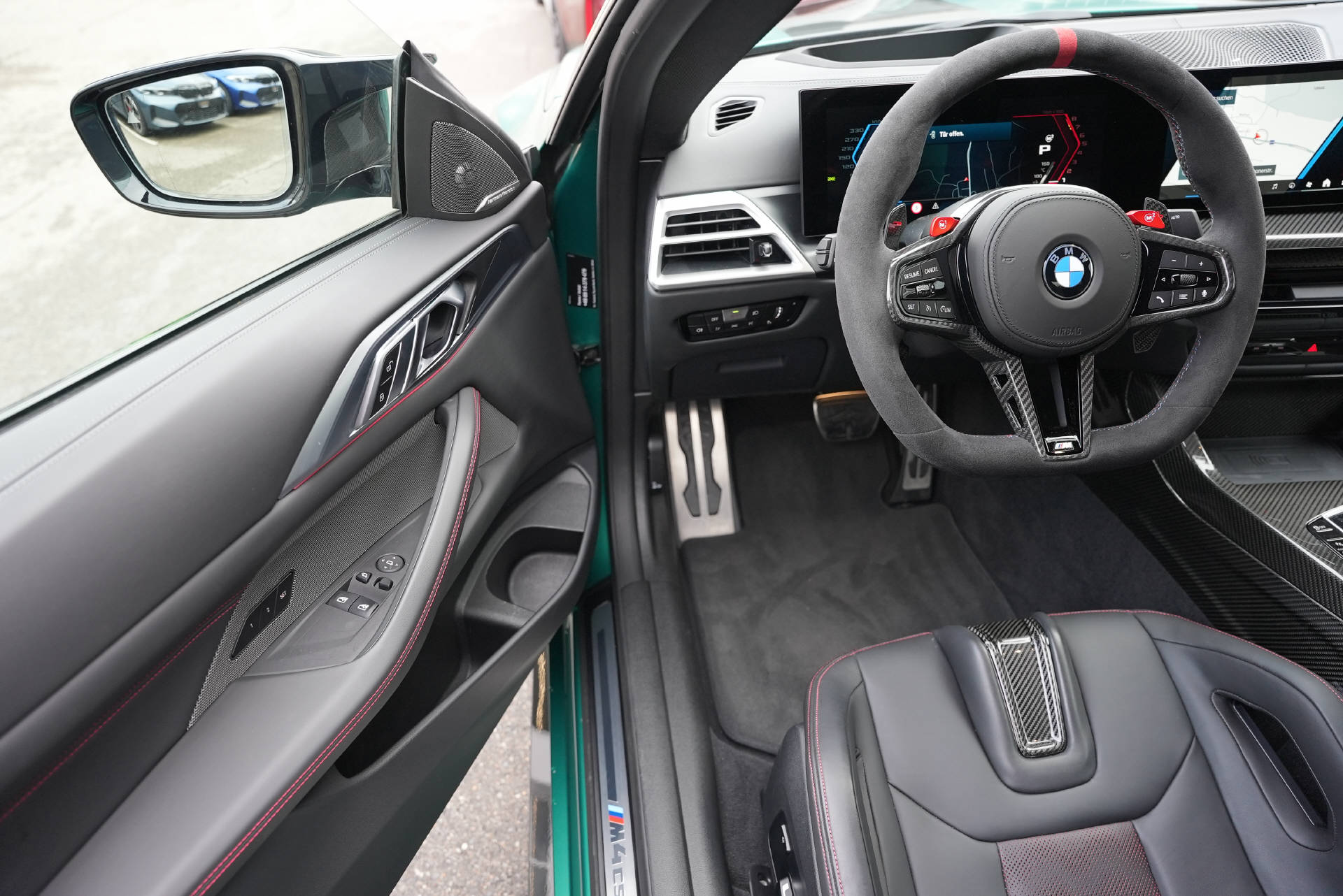 BMW M4 CS Coupé-image-8