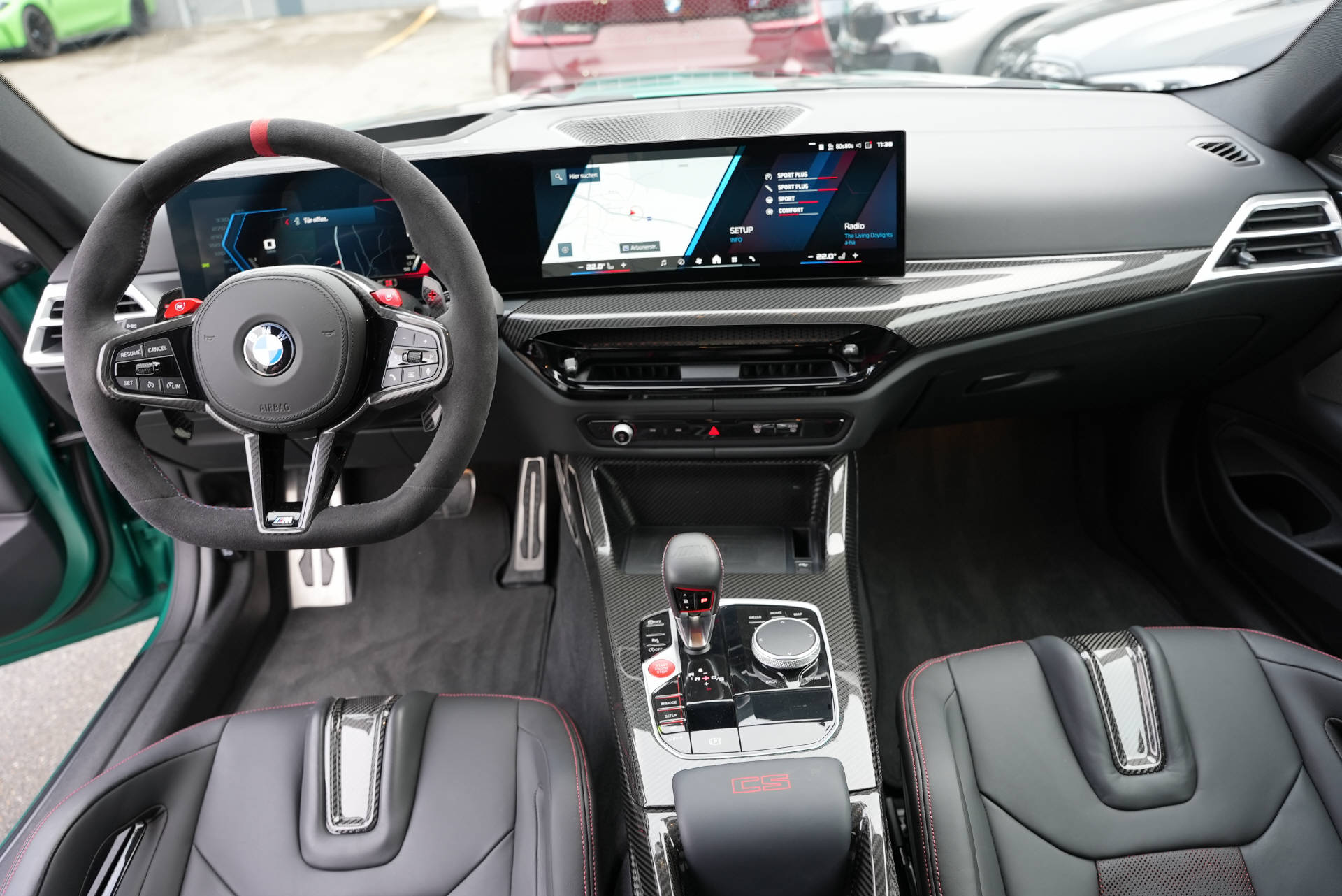 BMW M4 CS Coupé-image-11