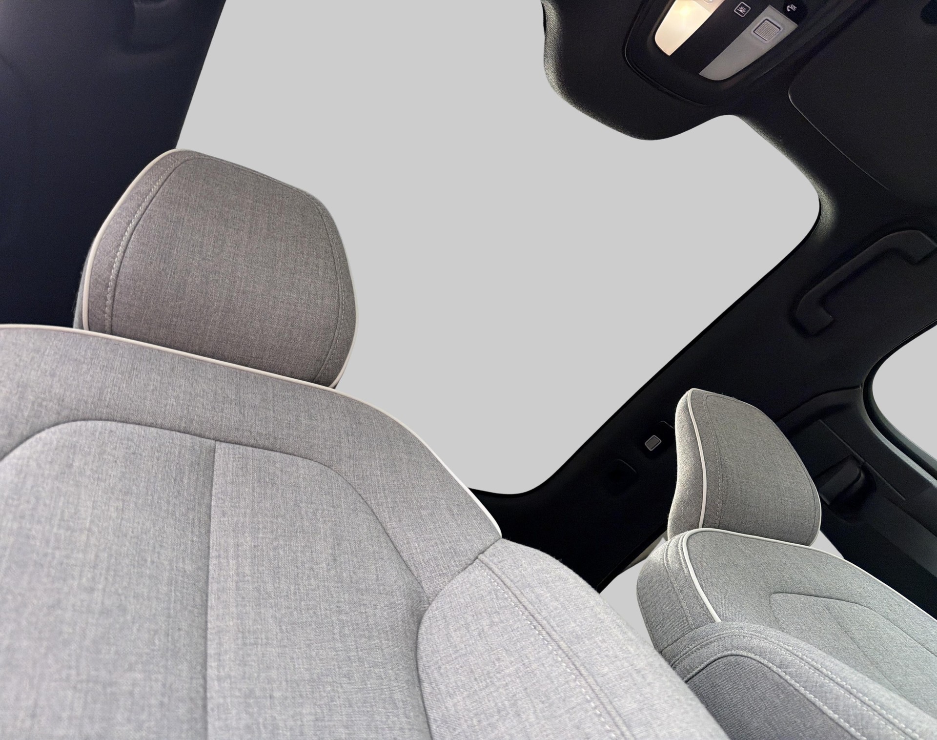 VOLVO C40 E80 Ultimate AWD-image-17