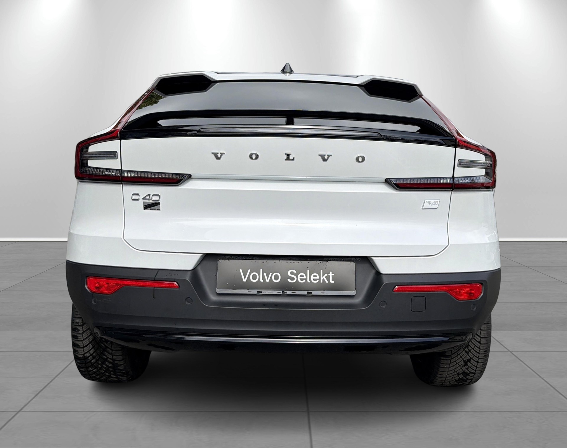 VOLVO C40 E80 Ultimate AWD-image-7