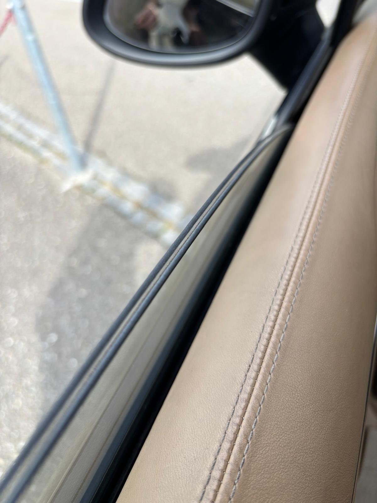 PORSCHE Cayenne Turbo-image-10