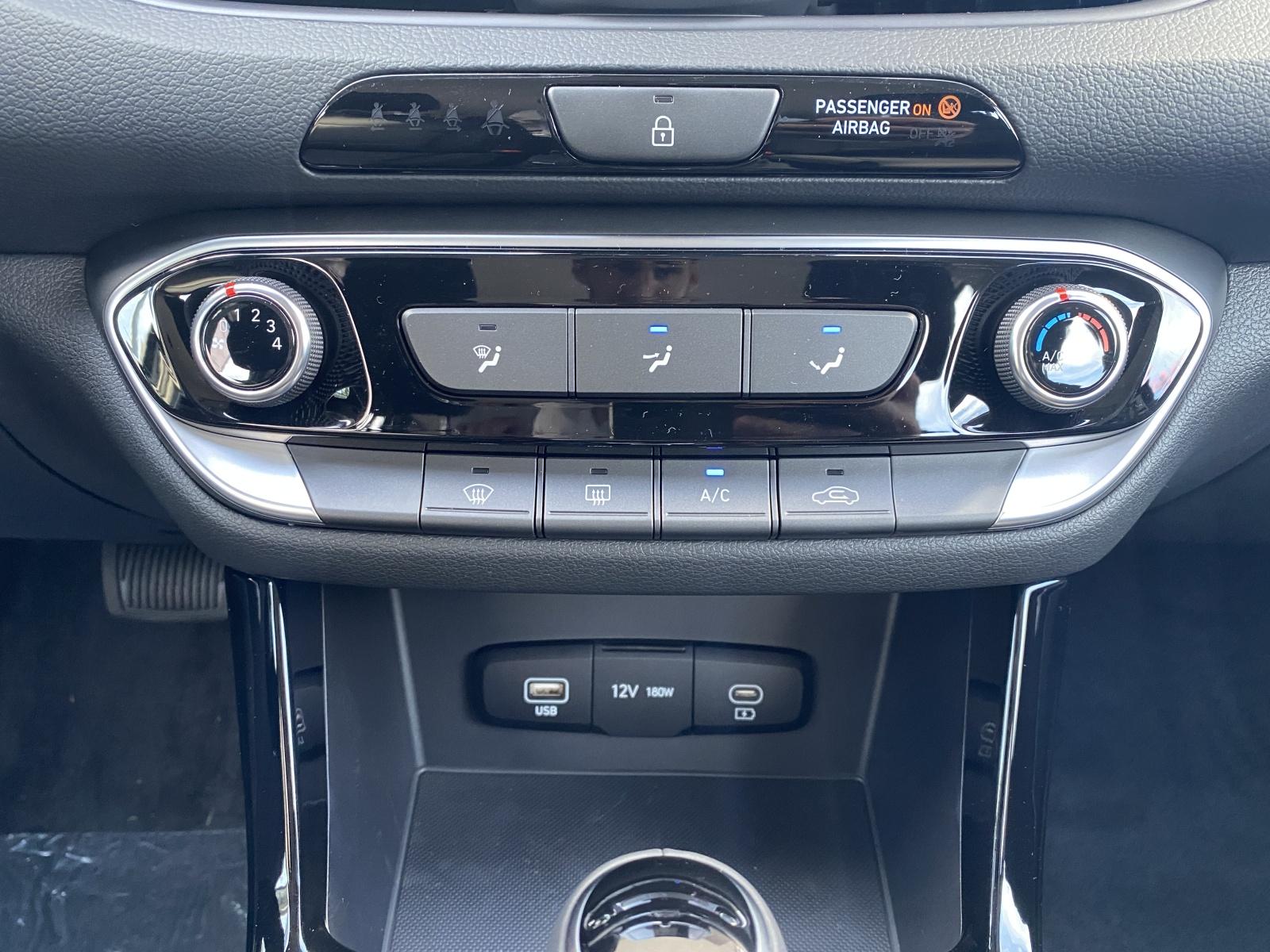 HYUNDAI i30 1.0 T-GDi Origo-image-8