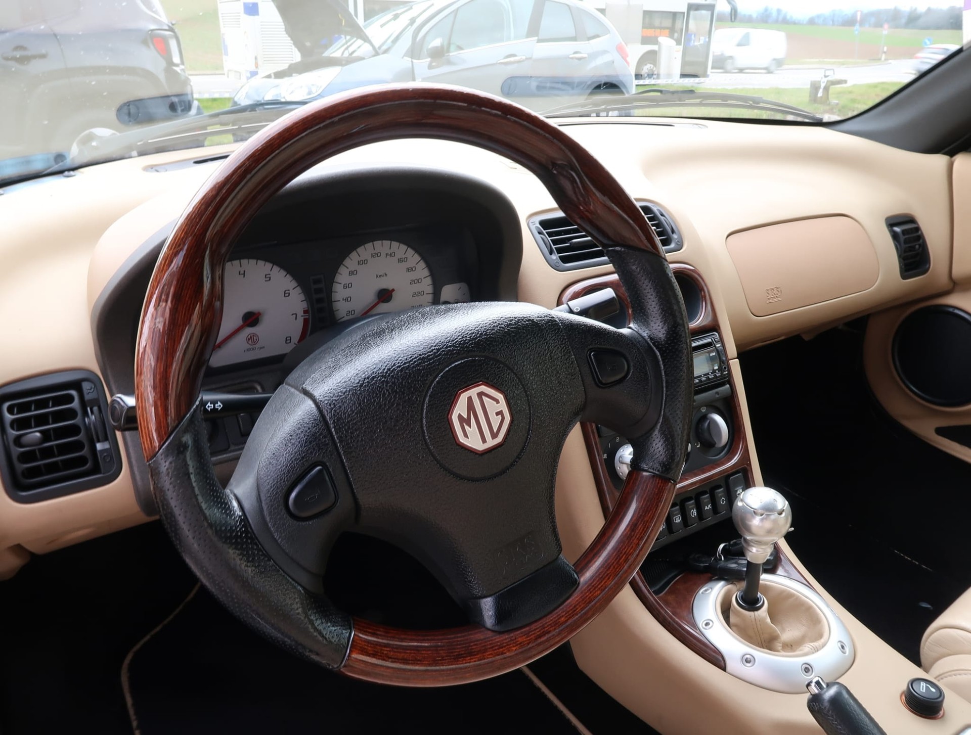 MG TF 135 cabriolet-image-13