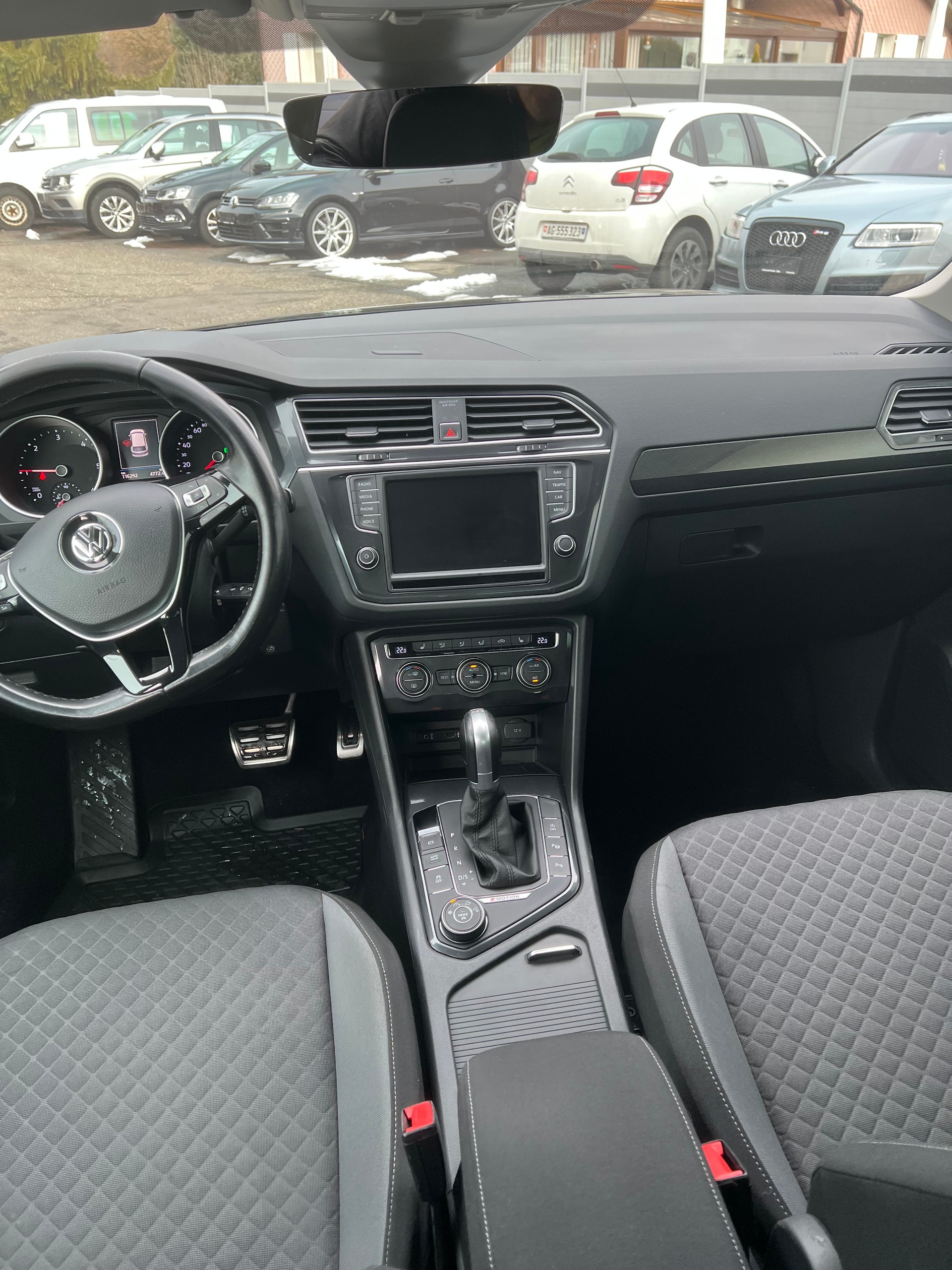 VW Tiguan 2.0 TDI SCR Sound 4Motion DSG-image-10
