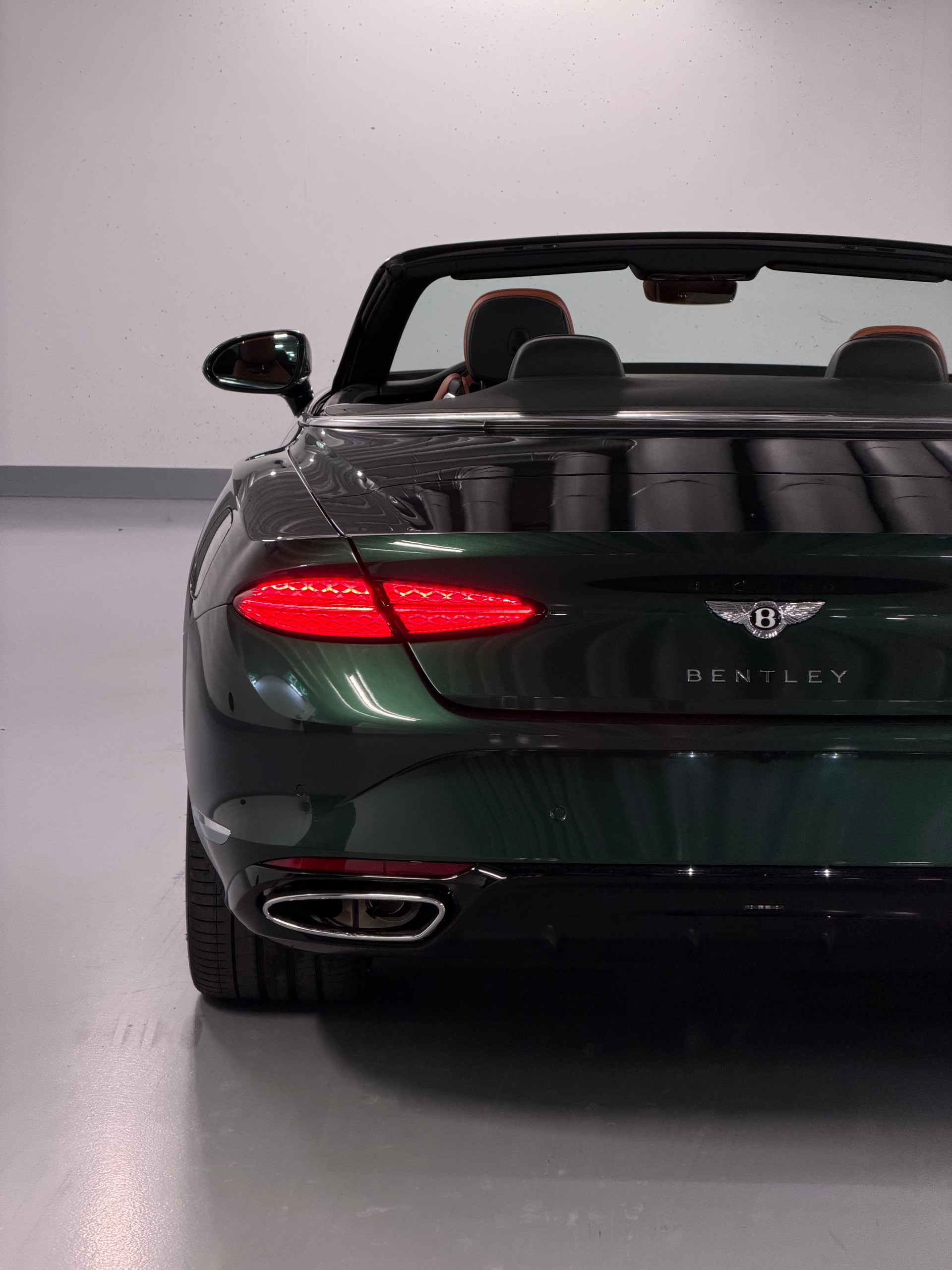 BENTLEY Continental GTC 4.0 V8 PHEV - Azure-image-21