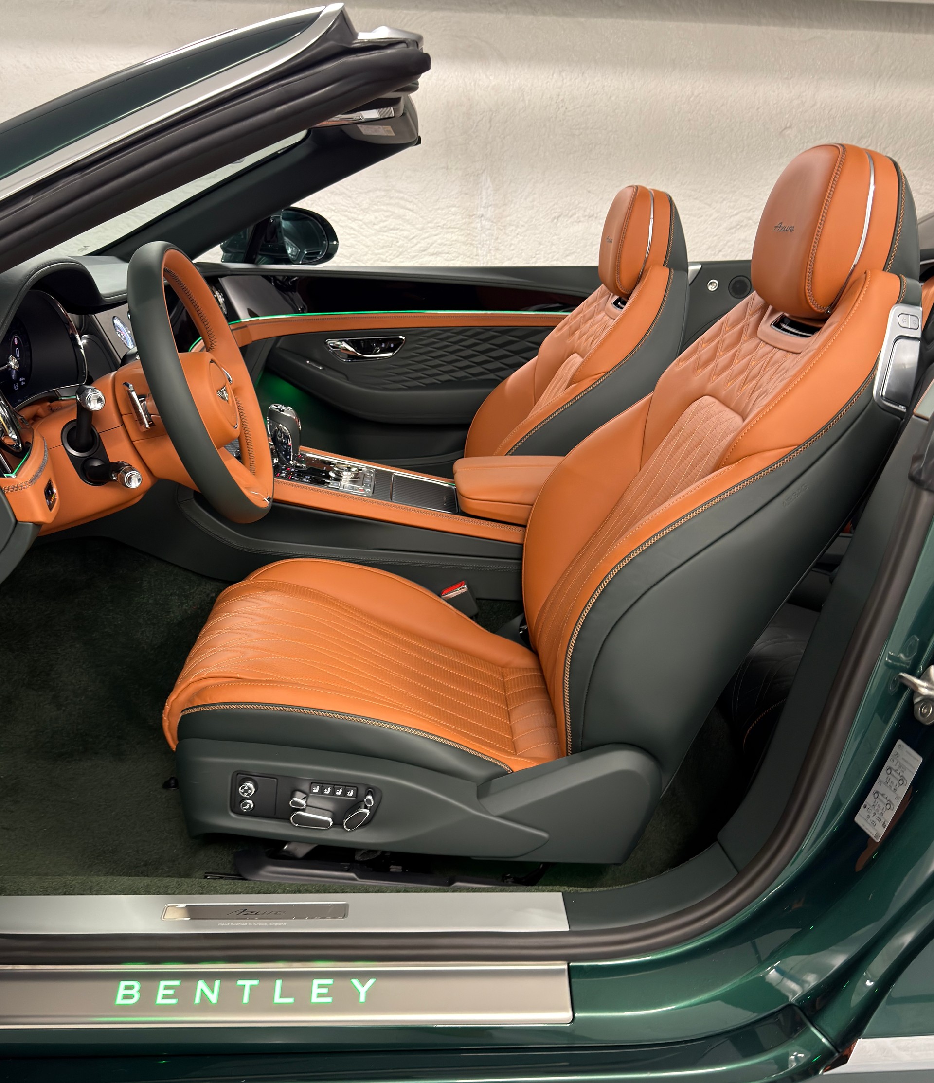 BENTLEY Continental GTC 4.0 V8 PHEV - Azure-image-9