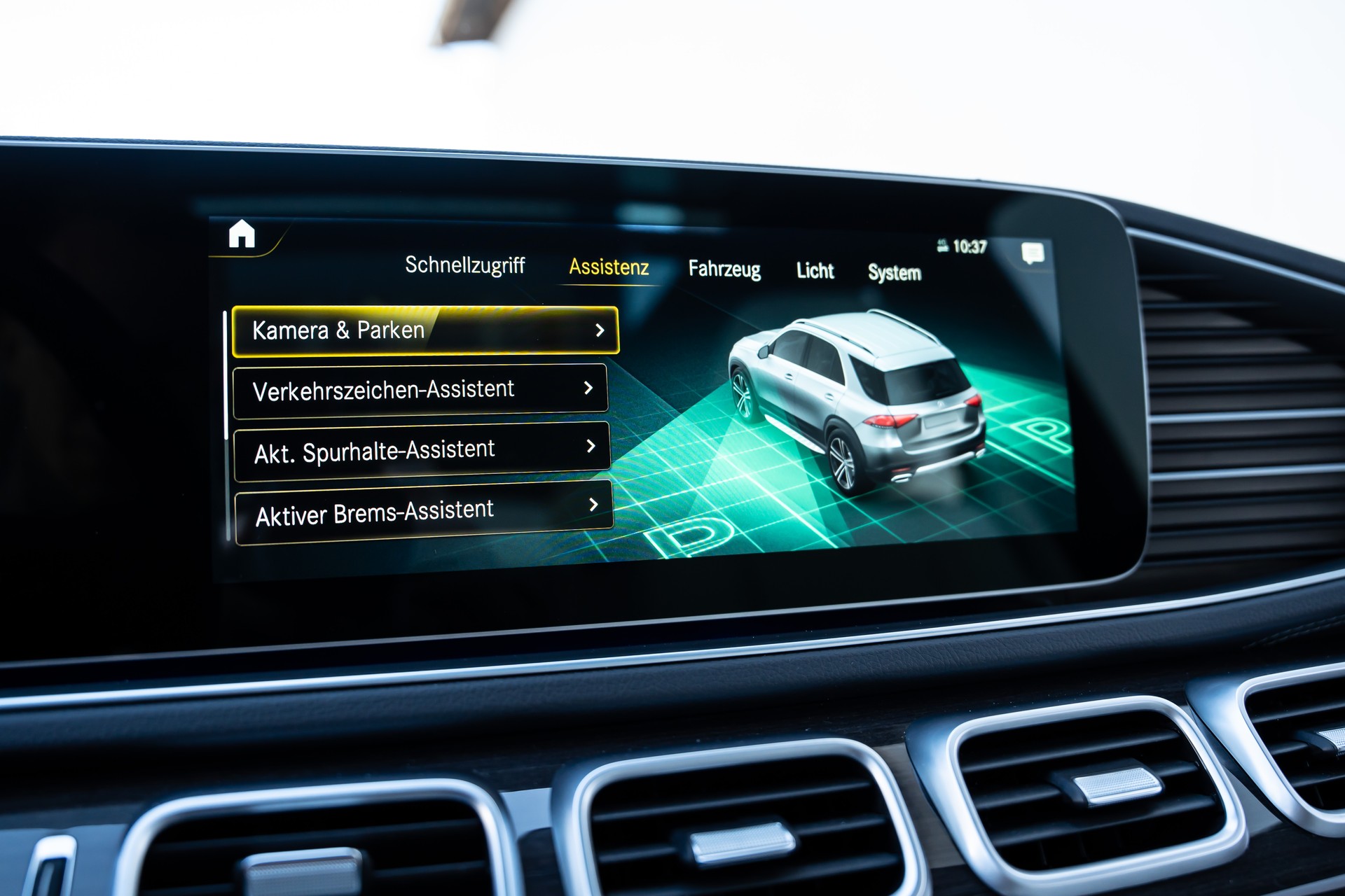 MERCEDES-BENZ GLE 400 d 4Matic AMG Line 9G-Tronic-image-28