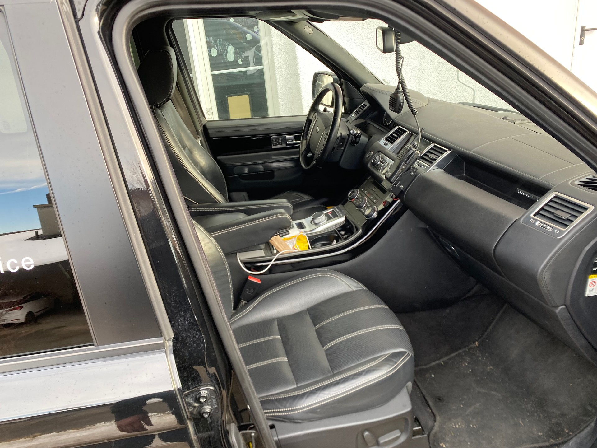 LAND ROVER Range Rover Sport 3.0 TDV6 Autobiography Automatic-image-7
