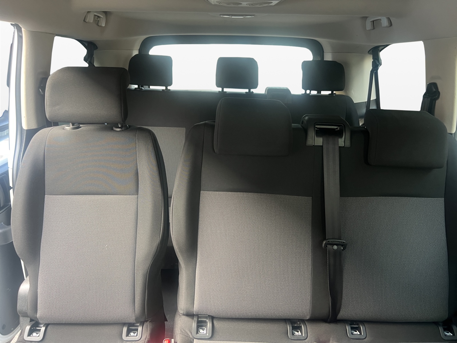 OPEL Vivaro Combi 2.0 CDTI Essentia s/s M-image-17