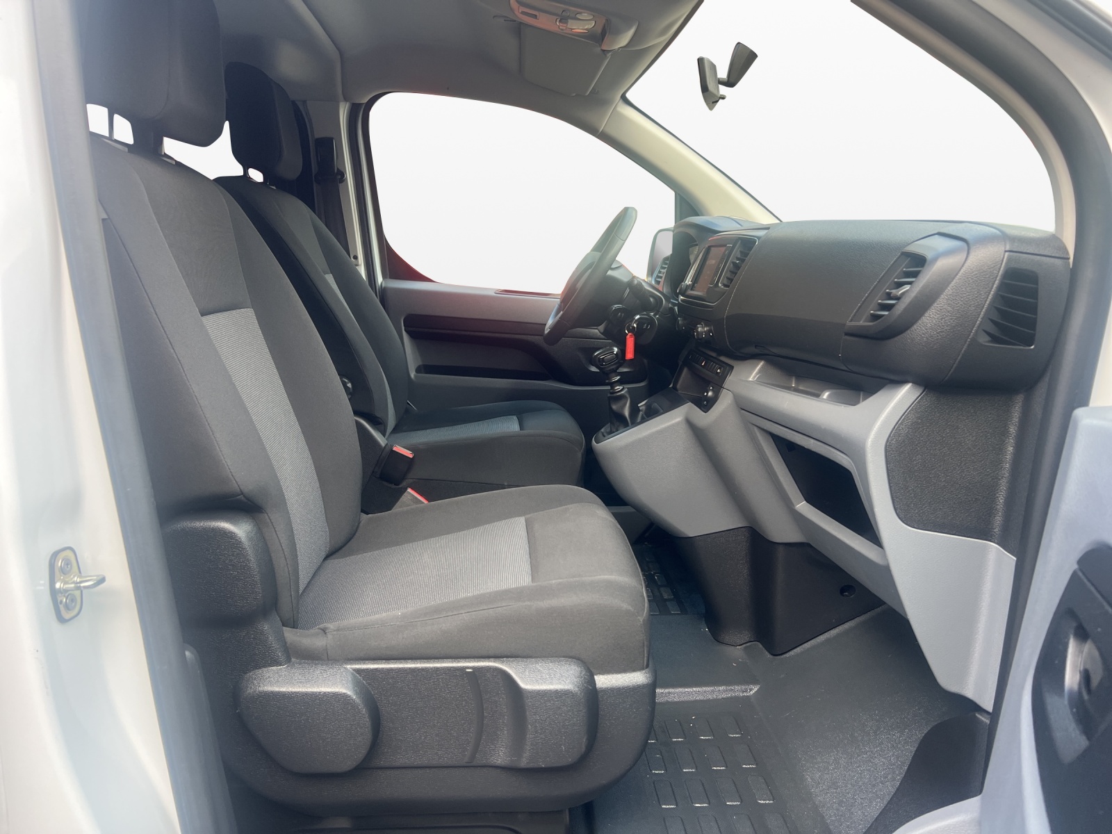 OPEL Vivaro Combi 2.0 CDTI Essentia s/s M-image-14