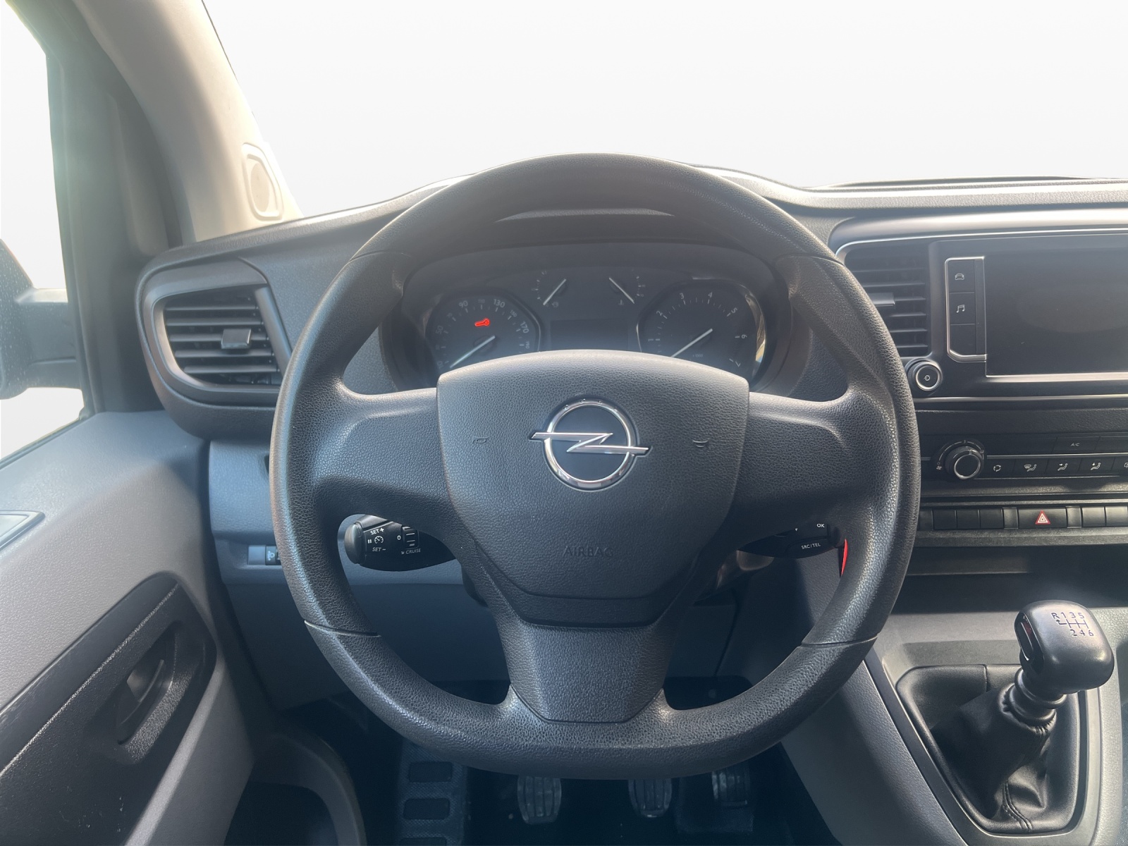 OPEL Vivaro Combi 2.0 CDTI Essentia s/s M-image-10