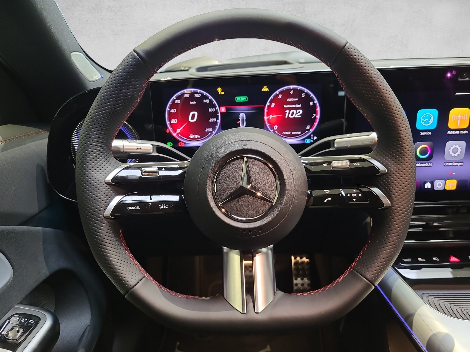 MERCEDES-BENZ CLA 200 8G-DCT 4Matic-image-12