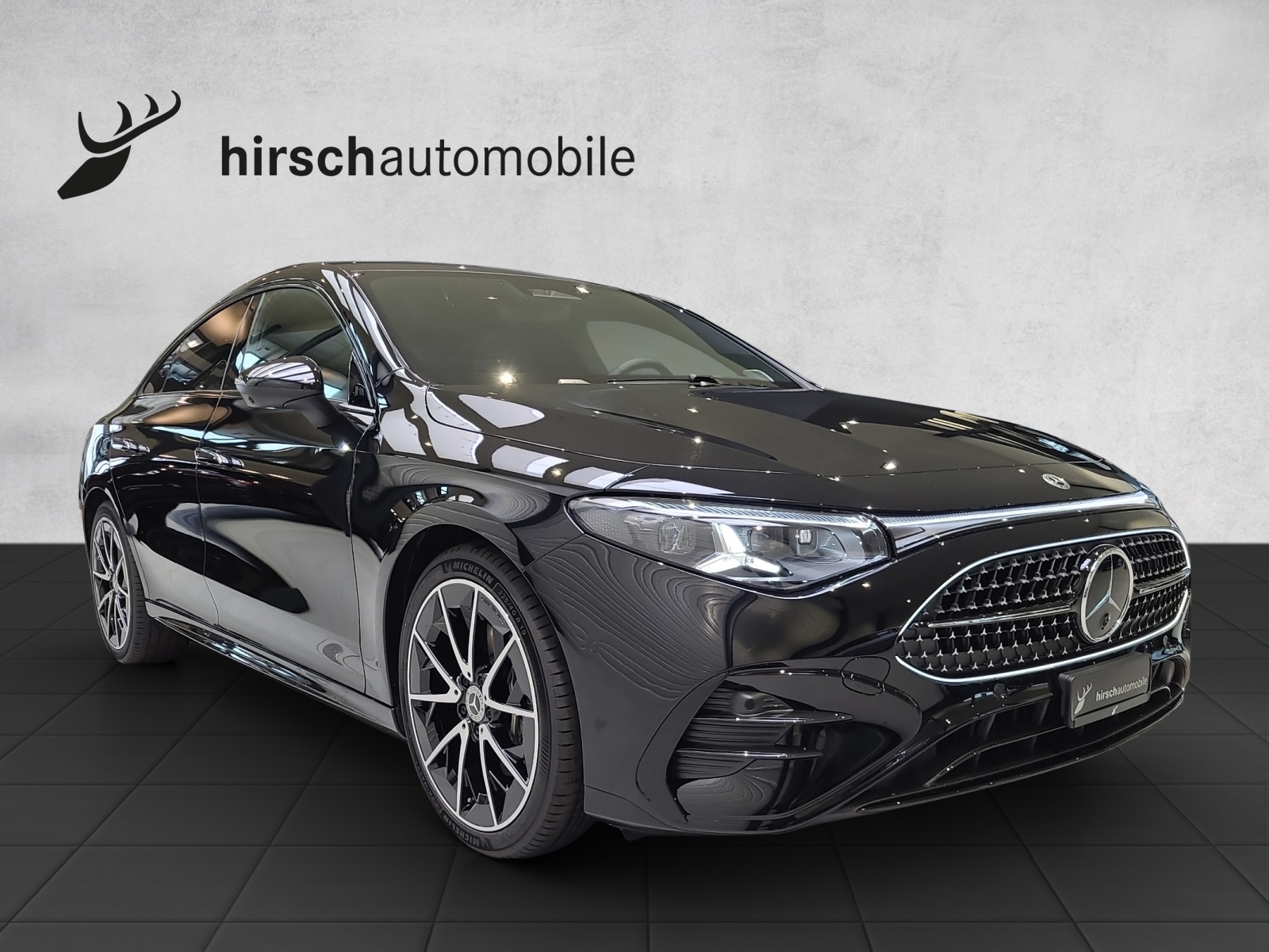 MERCEDES-BENZ CLA 200 8G-DCT 4Matic-image-4