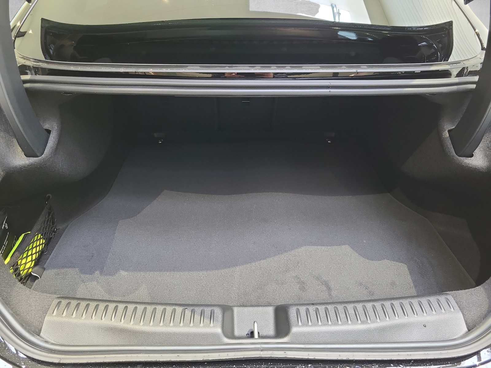 MERCEDES-BENZ CLA 200 8G-DCT 4Matic-image-13