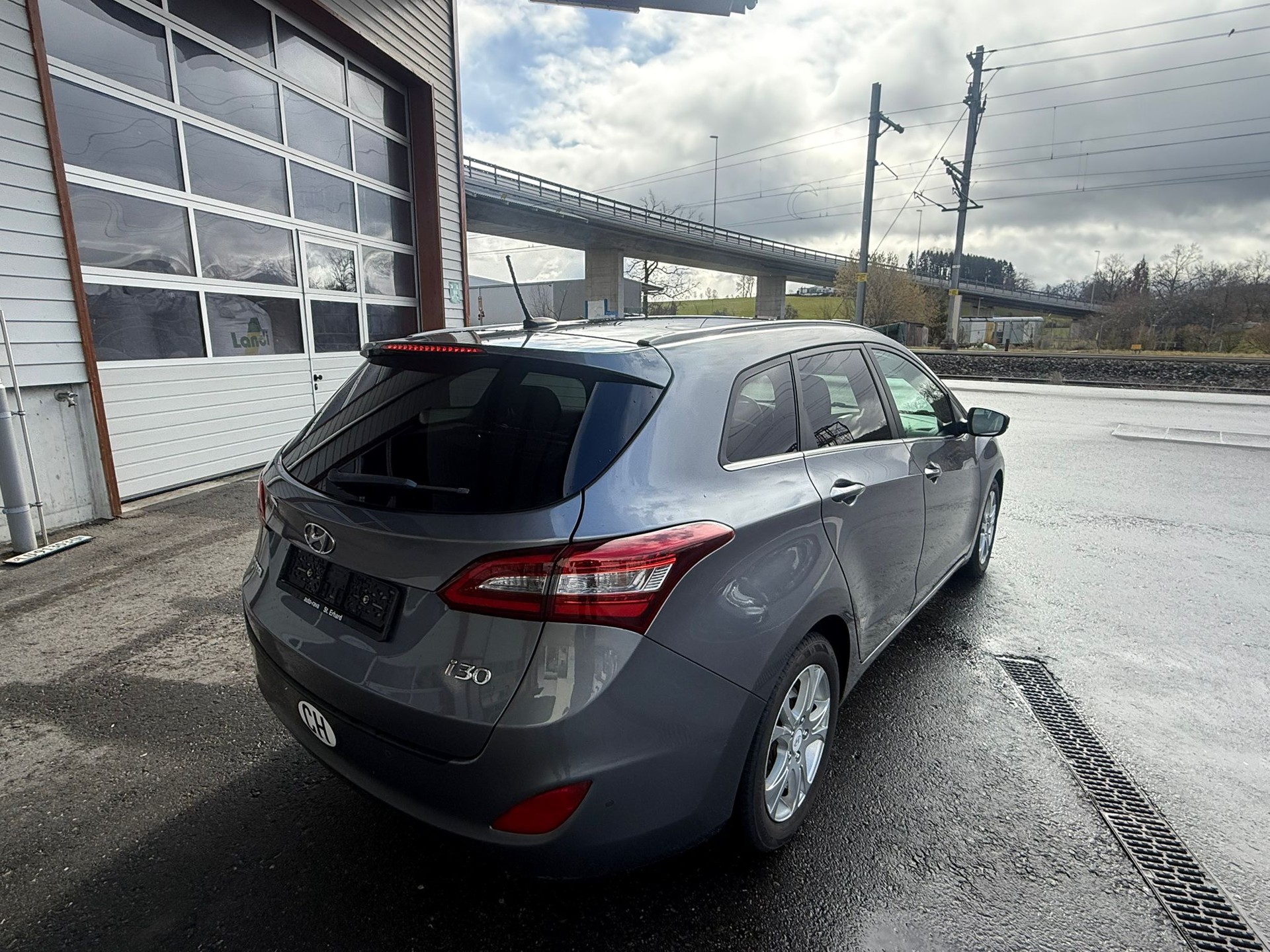 HYUNDAI i30 Wagon 1.6 CRDi Plena Automatic-image-11