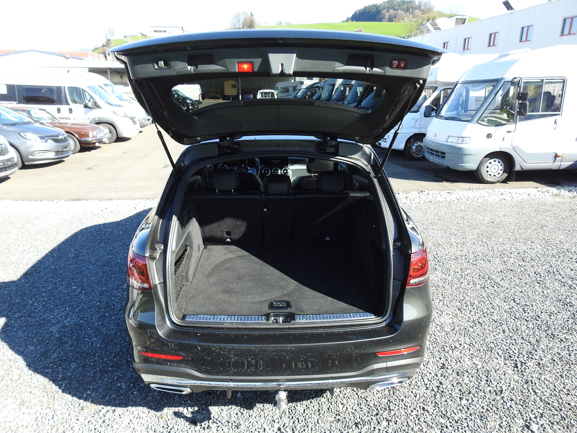 MERCEDES-BENZ GLC 220 d AMG Line 4Matic 9G-Tronic-image-10