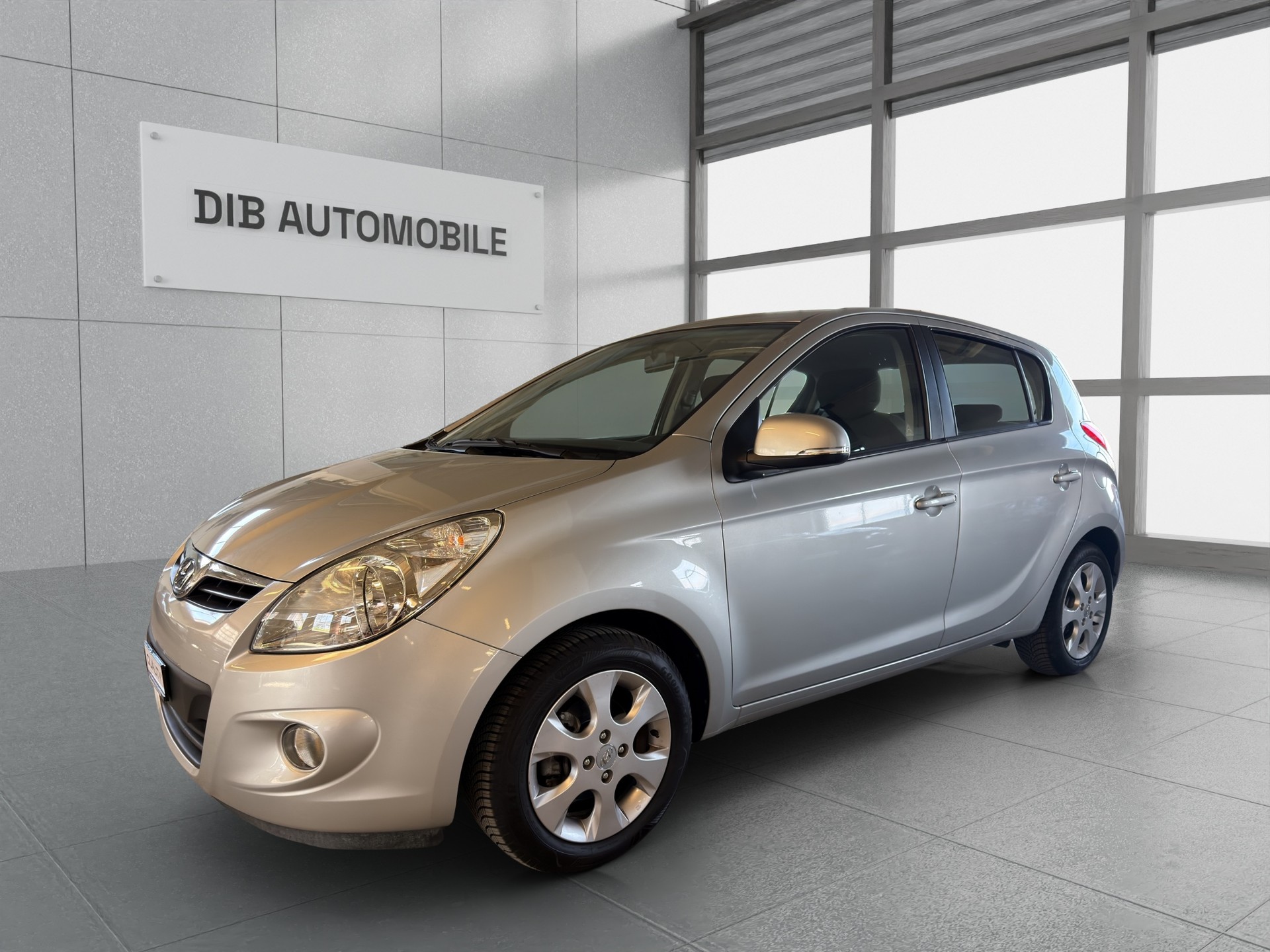 HYUNDAI i20 1.4 Style Automatic*TOP ZUSTAND*NUR 27000 KM*