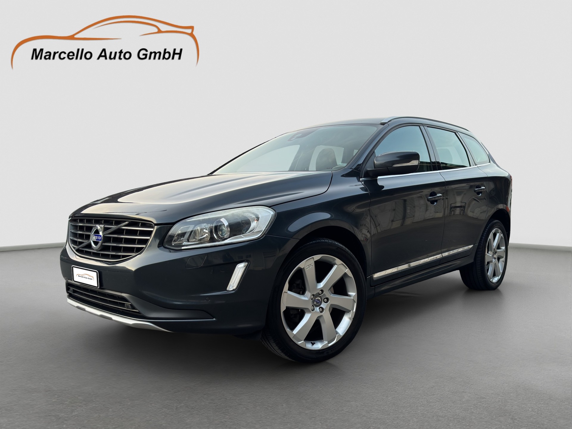 VOLVO XC60 D4 AWD Summum Geartronic-image-0