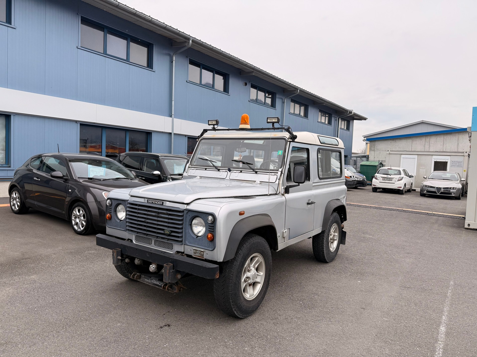 LAND ROVER Defender 90 SW 2.5 Td5 Silver Edition