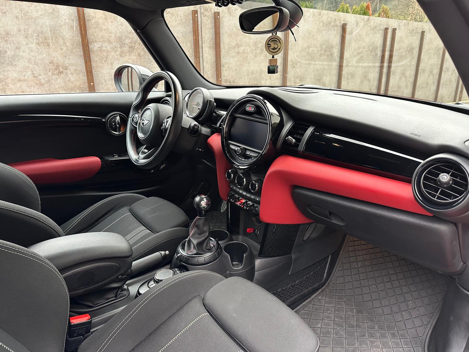 MINI Cooper S-image-4