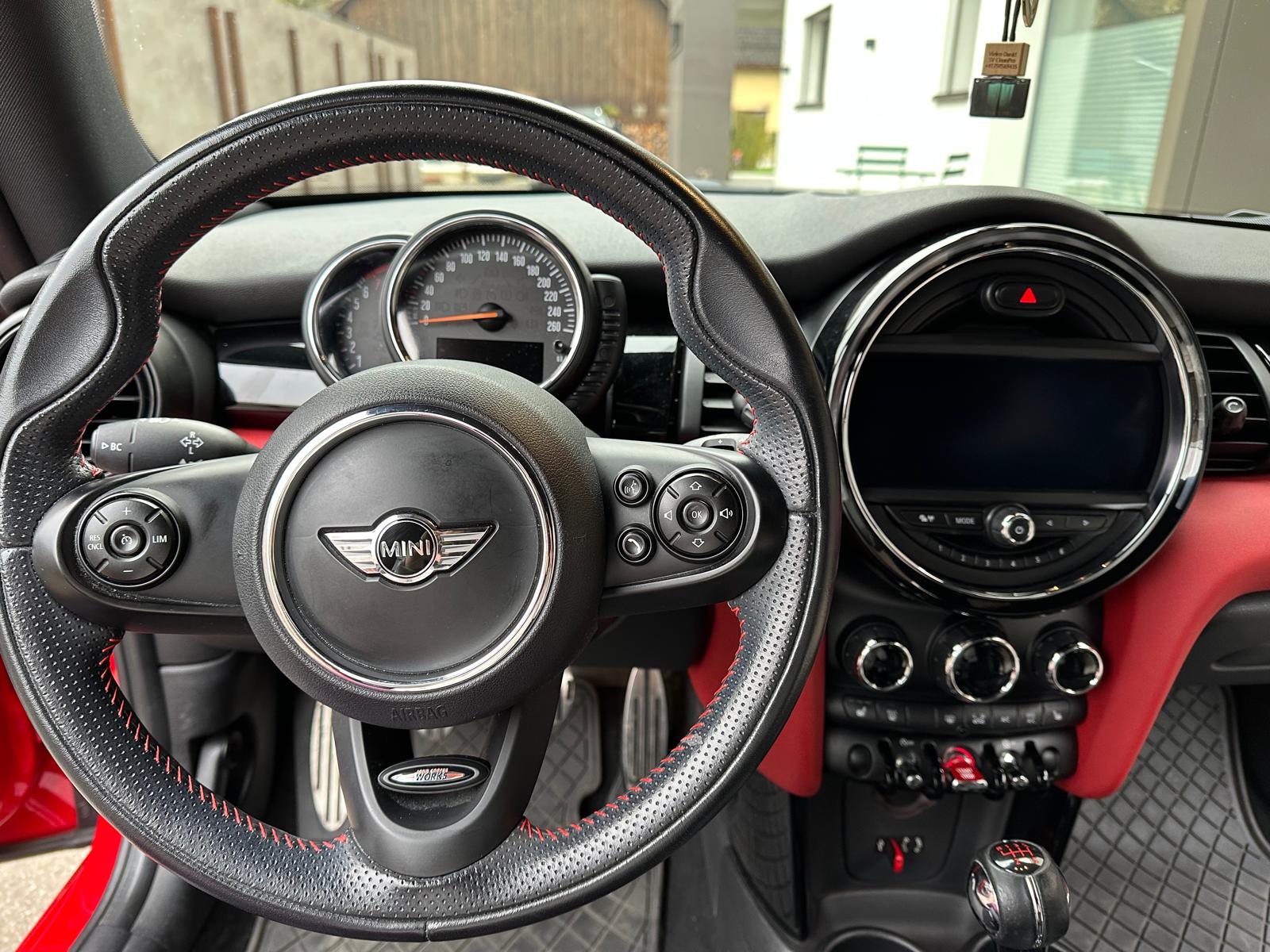 MINI Cooper S-image-3
