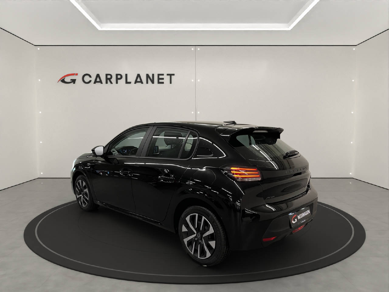 PEUGEOT 208 1.2 Hybrid Style-image-2