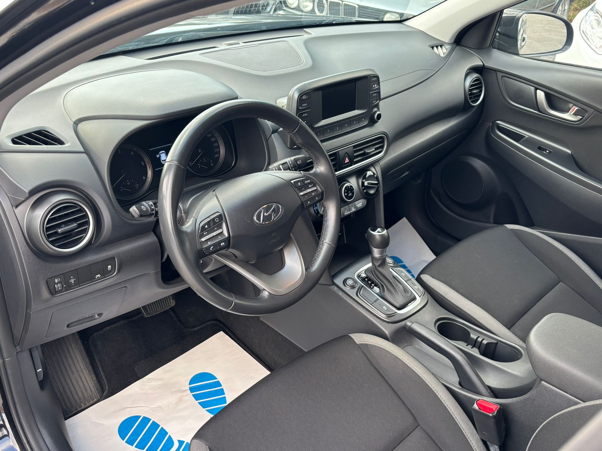 HYUNDAI Kona 1.6 CRDI Origo 4WD DCT-image-8