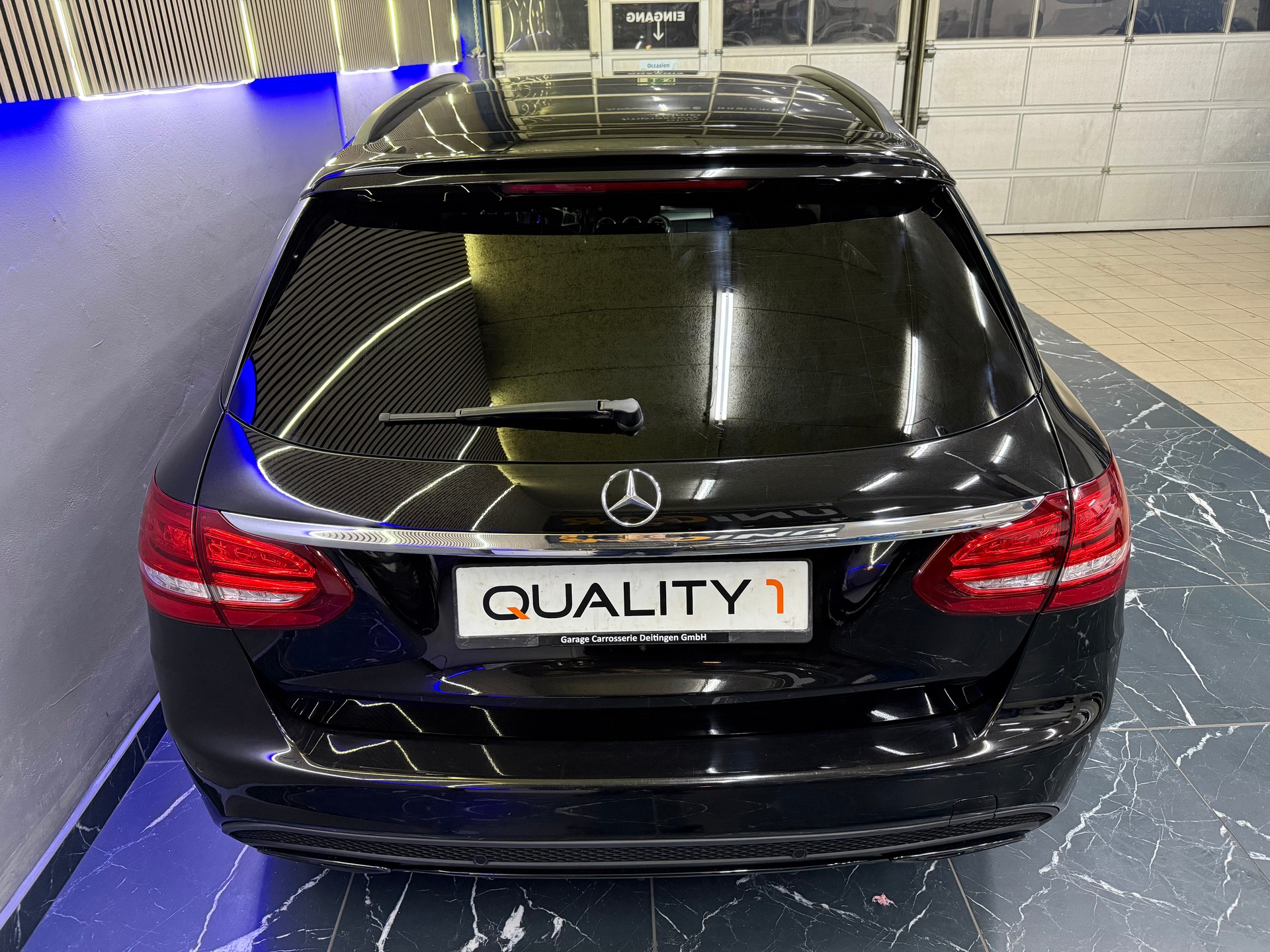 MERCEDES-BENZ C 43 AMG 4Matic 9G-Tronic-image-4