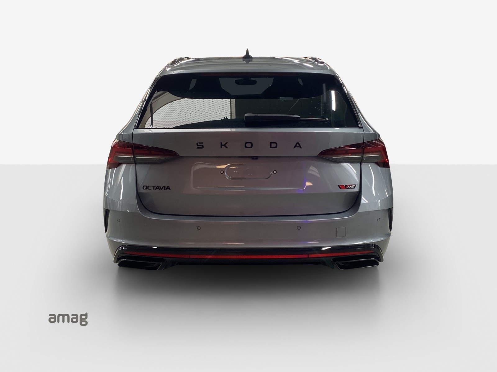 SKODA Octavia Combi 2.0 TSI DSG RS-image-3