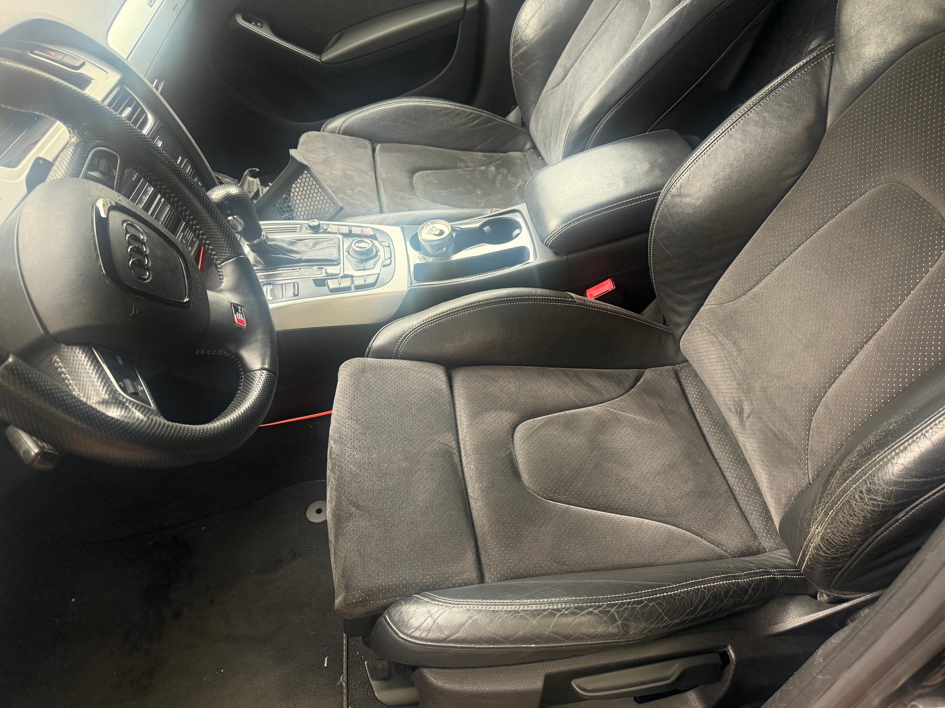 AUDI A4 Avant 3.2 FSI quattro tiptronic-image-7