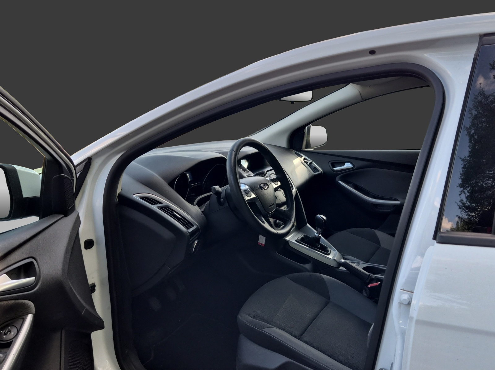 FORD Focus 1.0 SCTi Trend-image-8