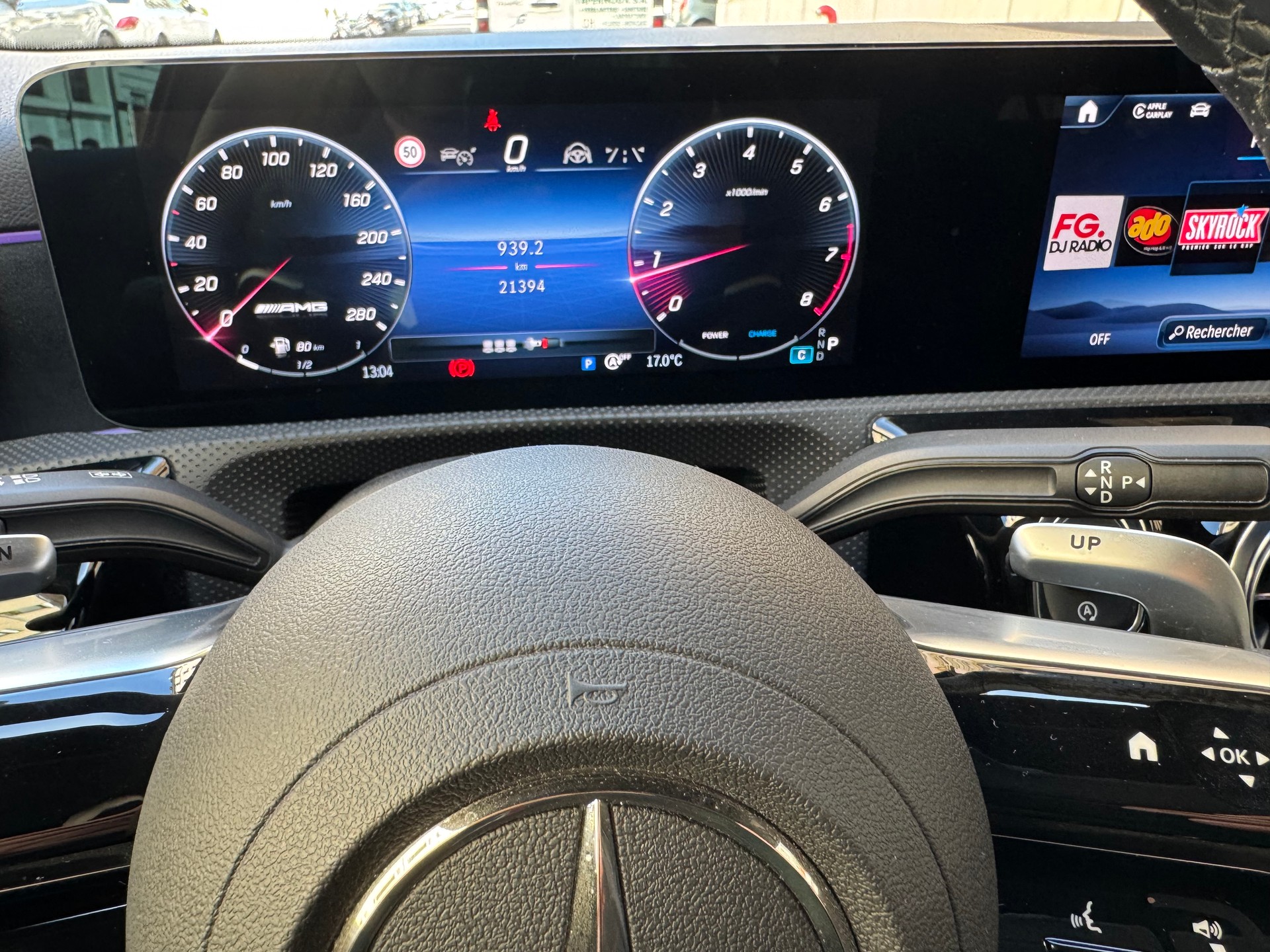 MERCEDES-BENZ A 35 AMG 4Matic Speedshift DCT 8G Mountaingrau Magno-image-16
