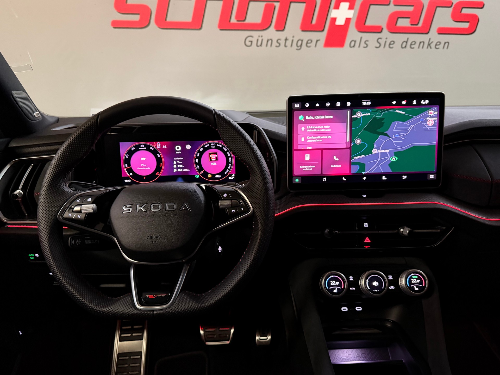 SKODA Kodiaq 2.0 TSI RS 4x4 7 Plätze-image-17