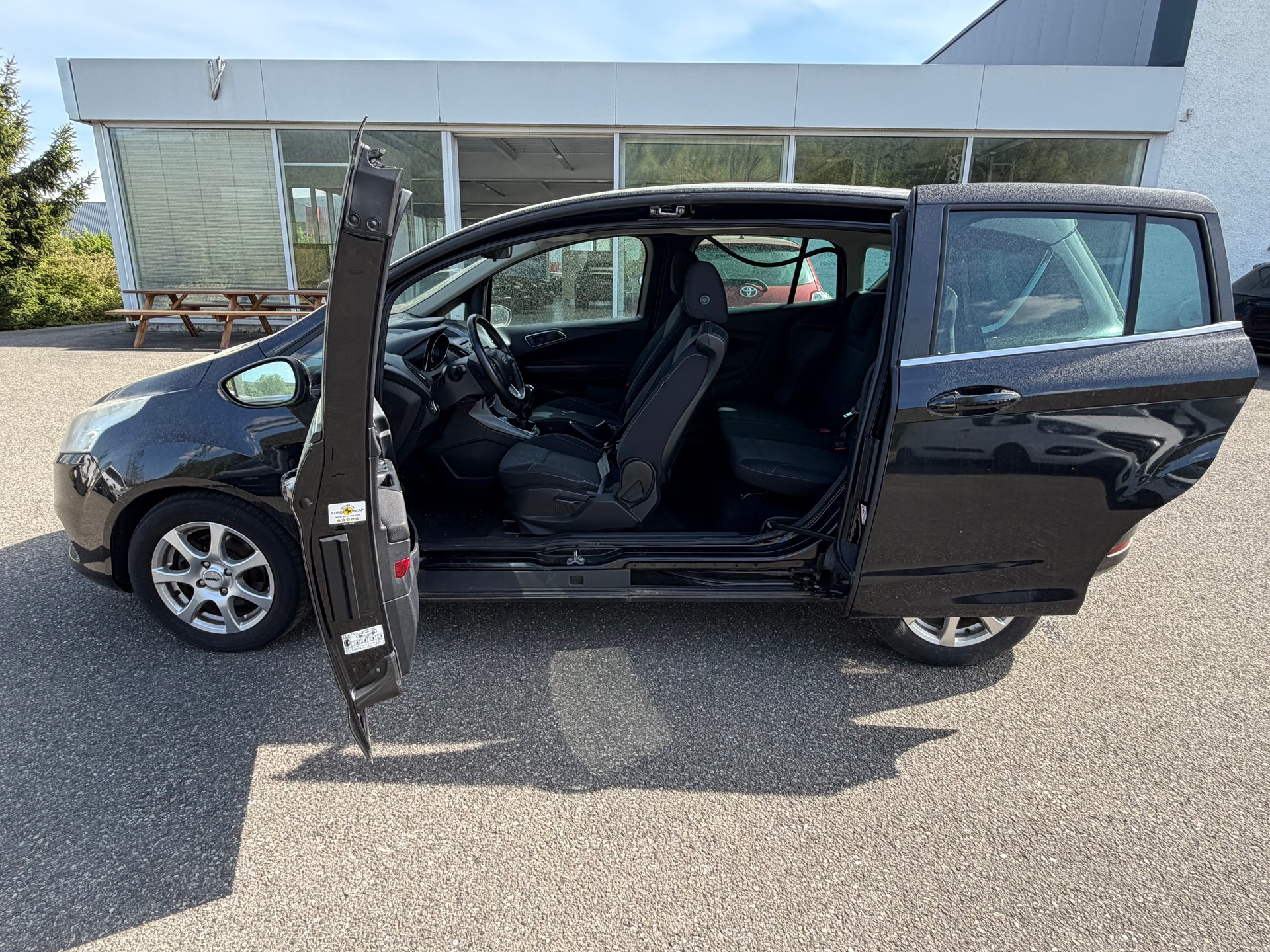 FORD B-Max 1.0 SCTi Titanium-image-6