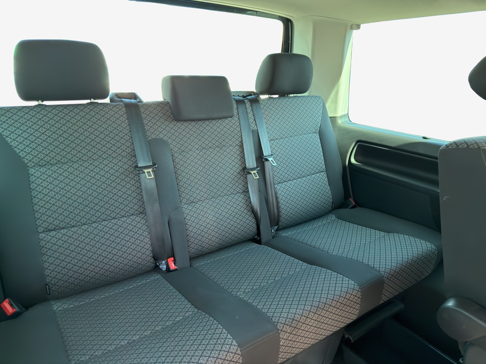 VW T6.1 Multivan 2.0 TDI Trendline Liberty 4Motion DSG-image-13
