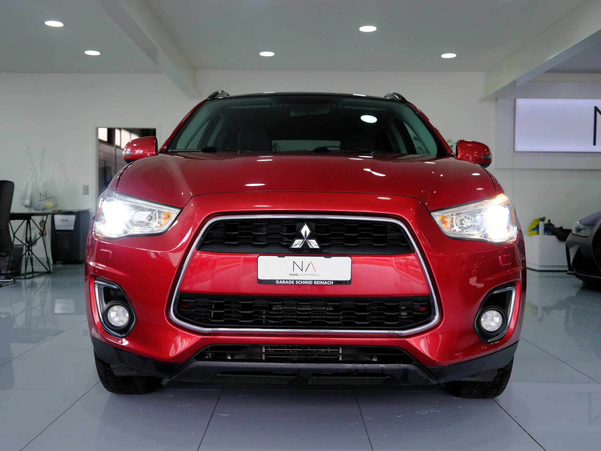 MITSUBISHI ASX 1.8 DID Invite 4WD-showroom-element-2
