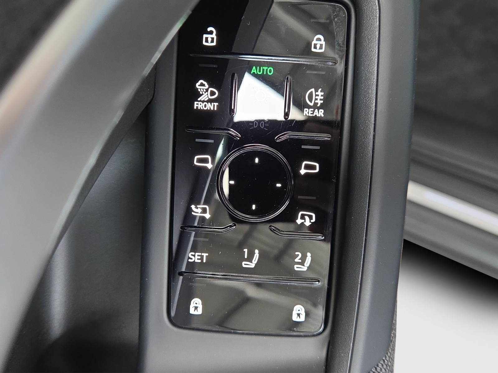 AUDI Q5 TDI quattro 150 kW S-tronic-image-13