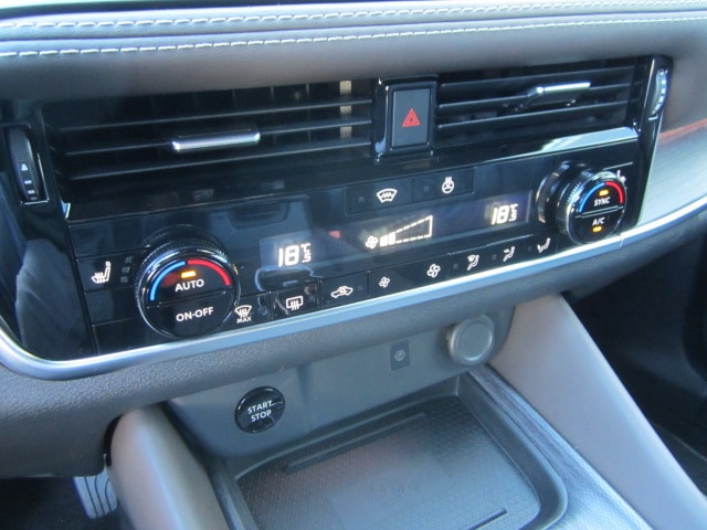 NISSAN Qashqai 1.5 VC-T e-Power Tekna-image-8