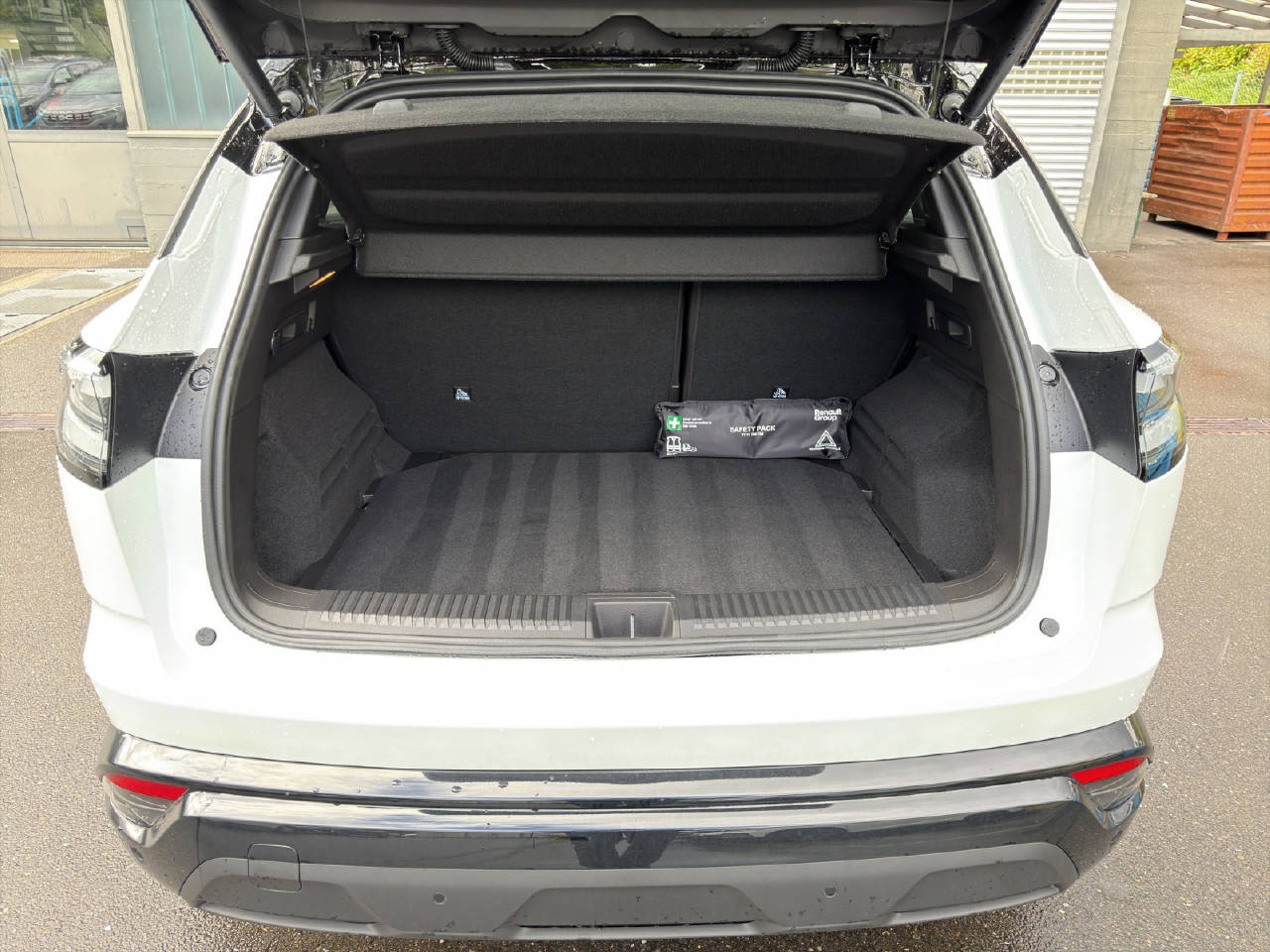 RENAULT Austral 1.2 E-Tech esprit Alpine-image-11