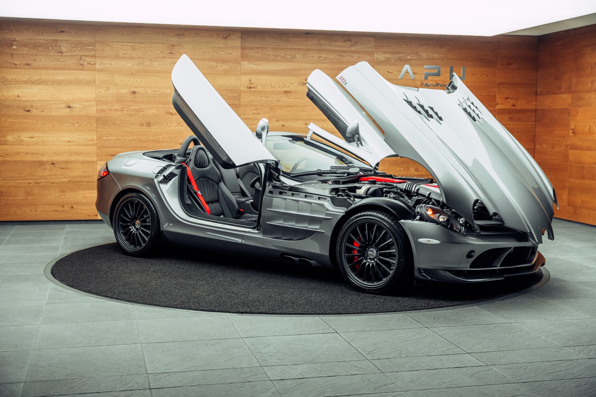 MERCEDES-BENZ SLR McLaren 722 S Roadster 1/150-image-31