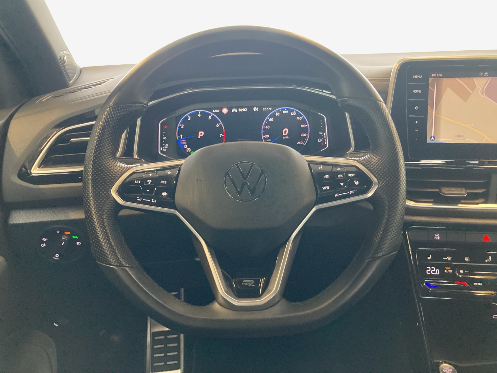 VW T-Roc 2.0 TSI R-Line DSG 4Motion-image-9