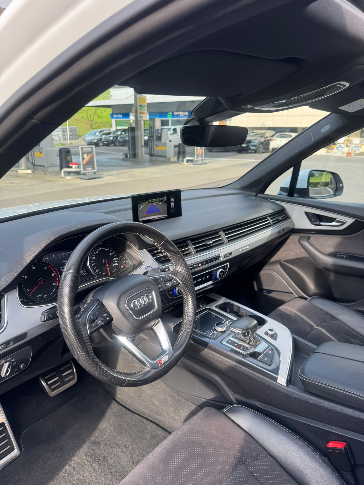 AUDI Q7 3.0 TDI quattro tiptronic-image-9