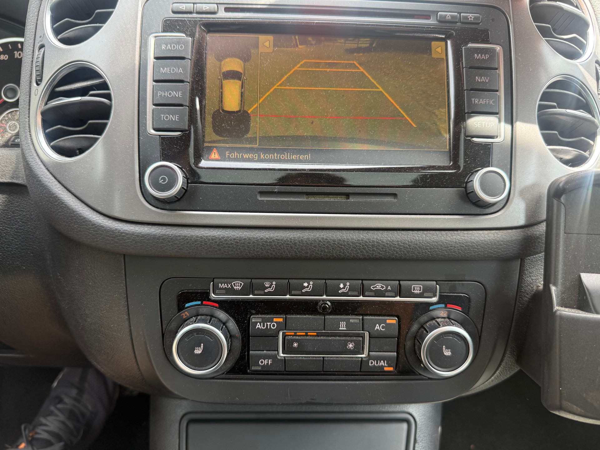 VW Tiguan 2.0 TDI Trend&Fun Tiptronic-image-7