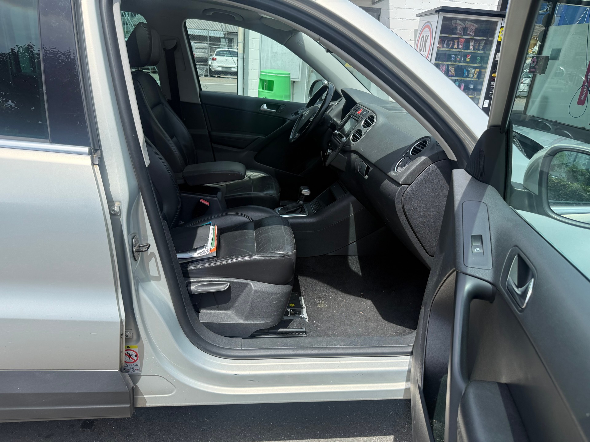 VW Tiguan 2.0 TDI Trend&Fun Tiptronic-image-9