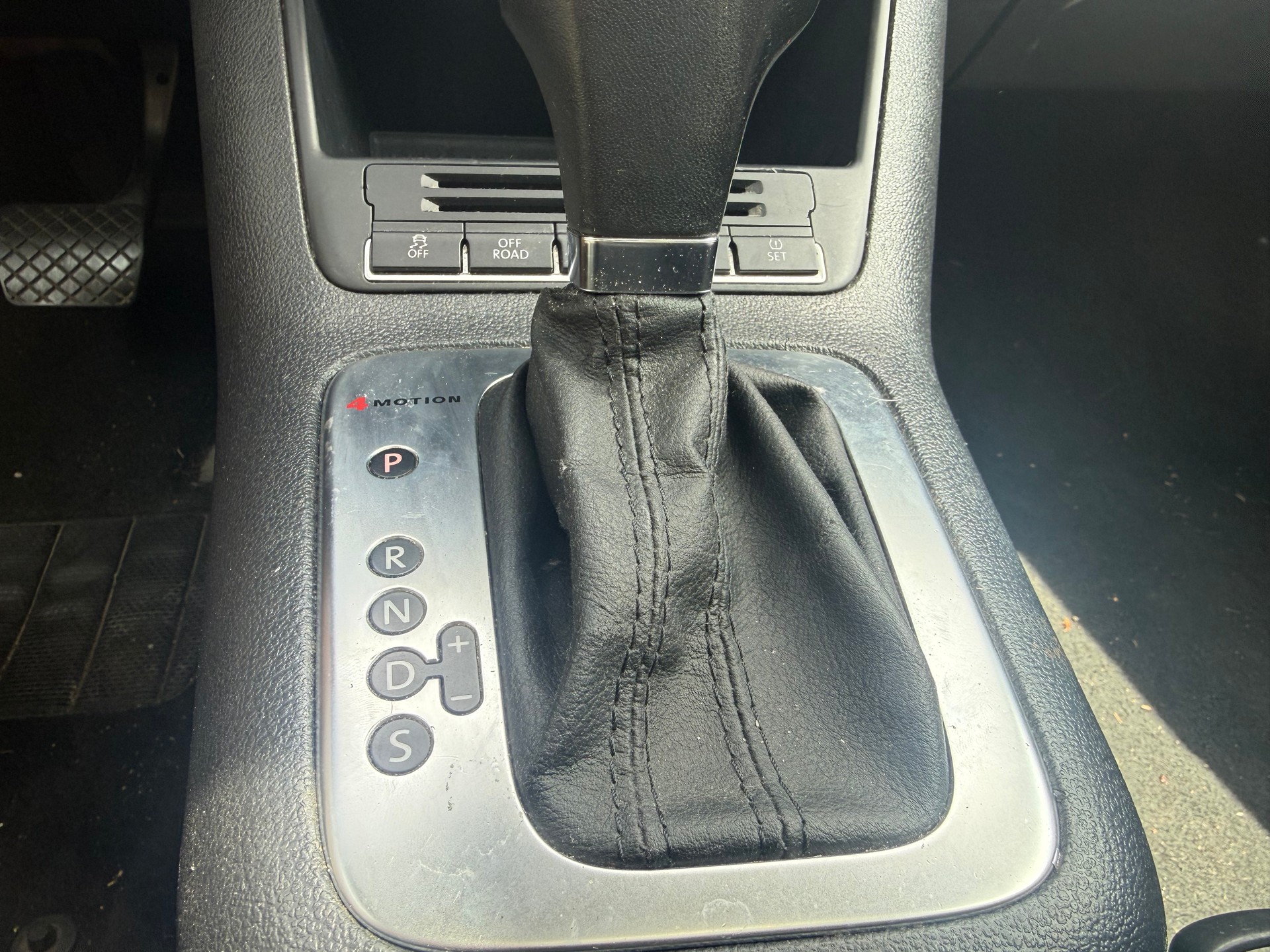 VW Tiguan 2.0 TDI Trend&Fun Tiptronic-image-6